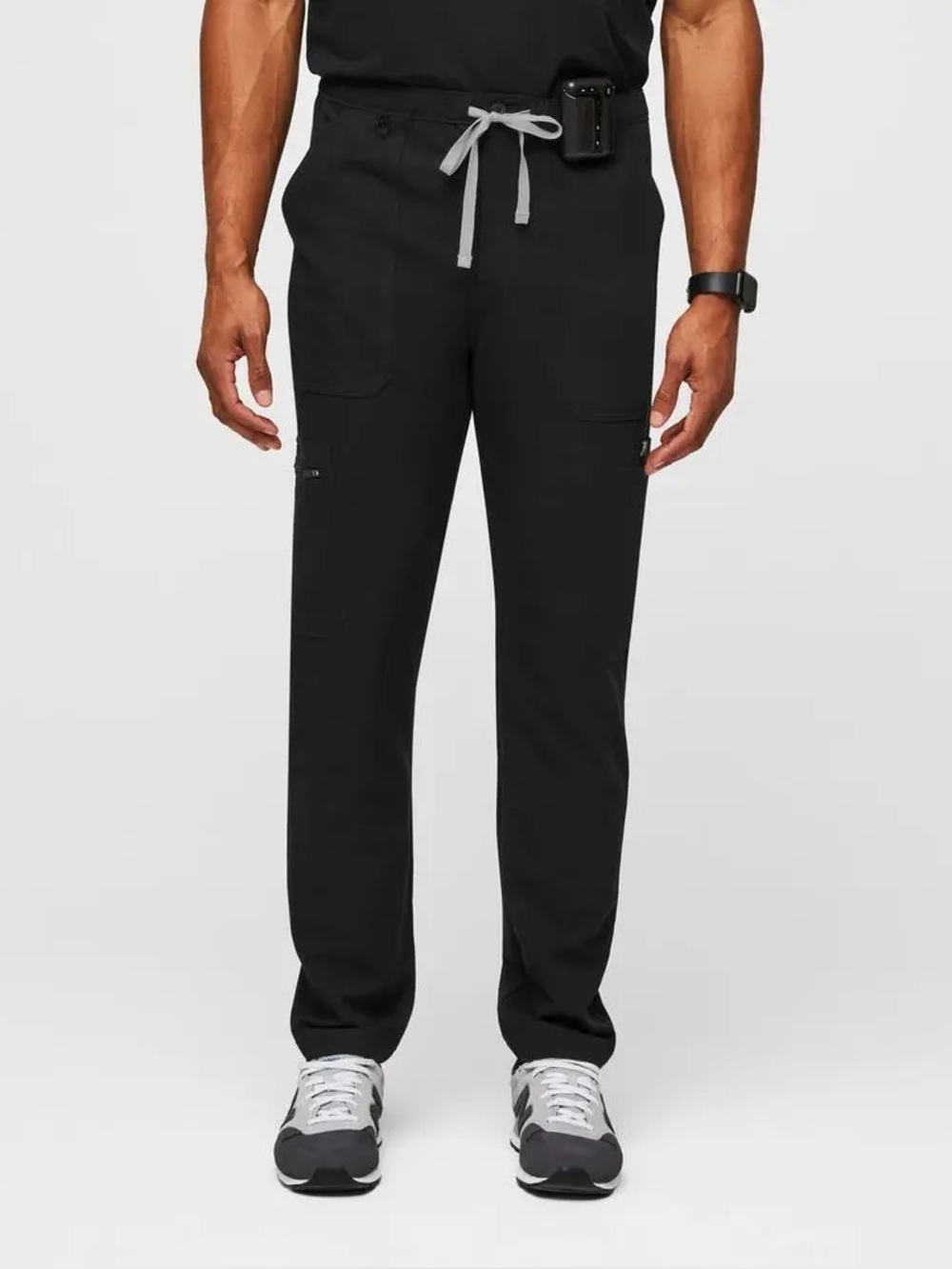 Figs | Men's Cairo Cargo Scrub Pants Size Large Black